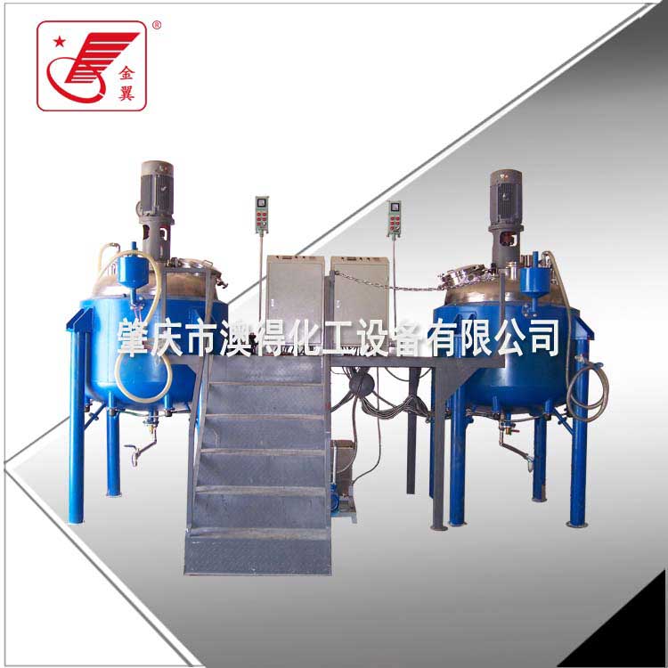 1000L不鏽鋼電加熱(re)反應釜