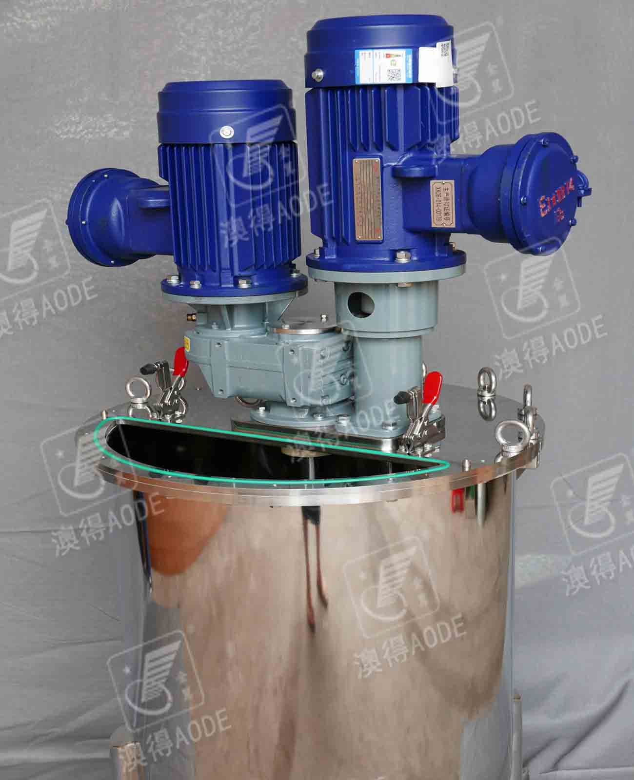 150L高(gao)低速中(zhōng)轉缸