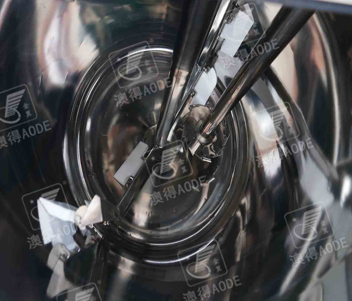 150L高(gao)低速中(zhōng)轉缸