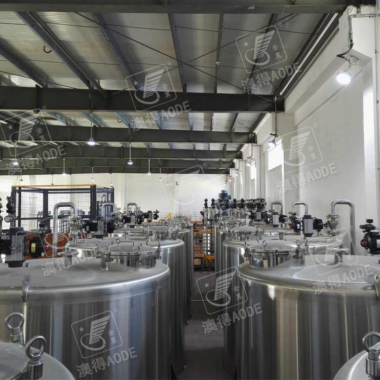 不鏽鋼(gang)儲罐